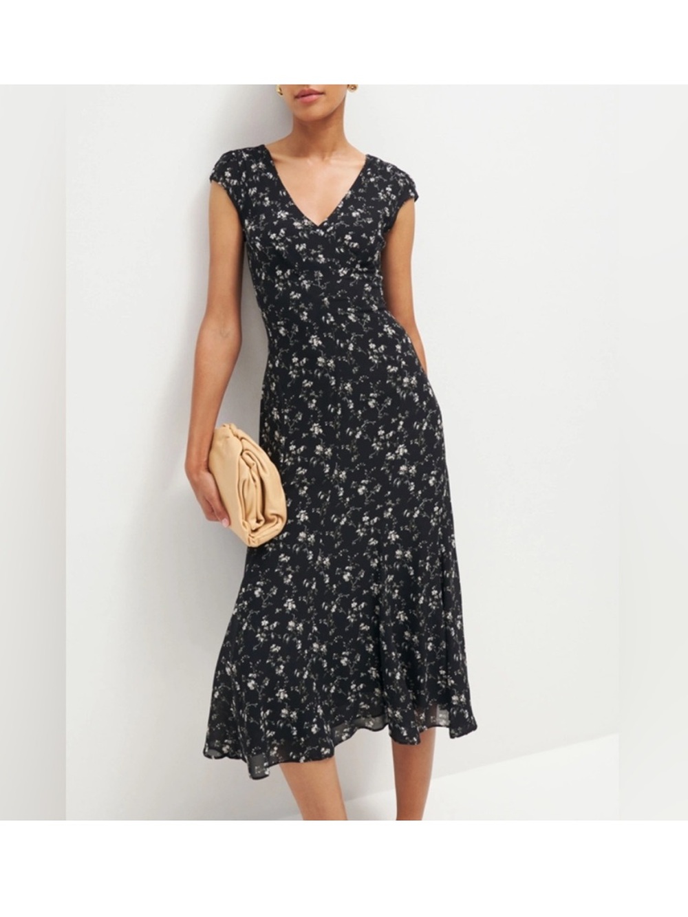 Reformation Black Floral V-Neck Midi Dress in Size 0